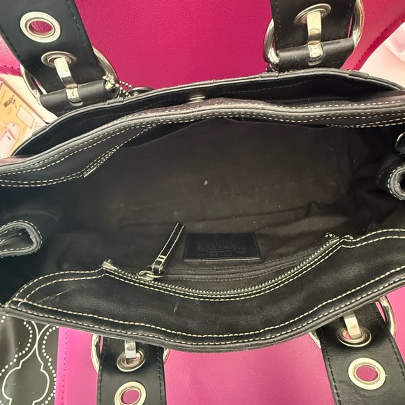 Coach purse (medium) - Picture 3 of 6